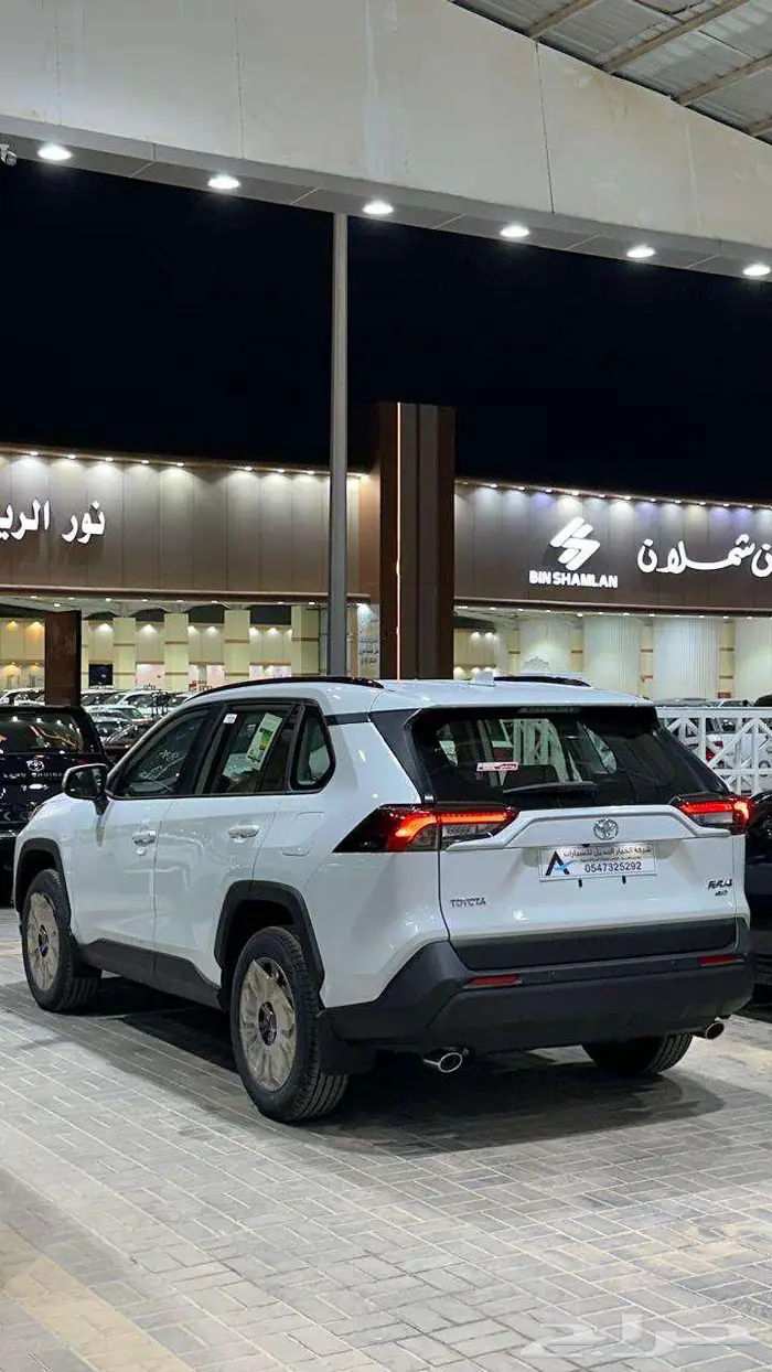 تويوتا راف فور XLE بنزين 2025 كاش واقساط 4