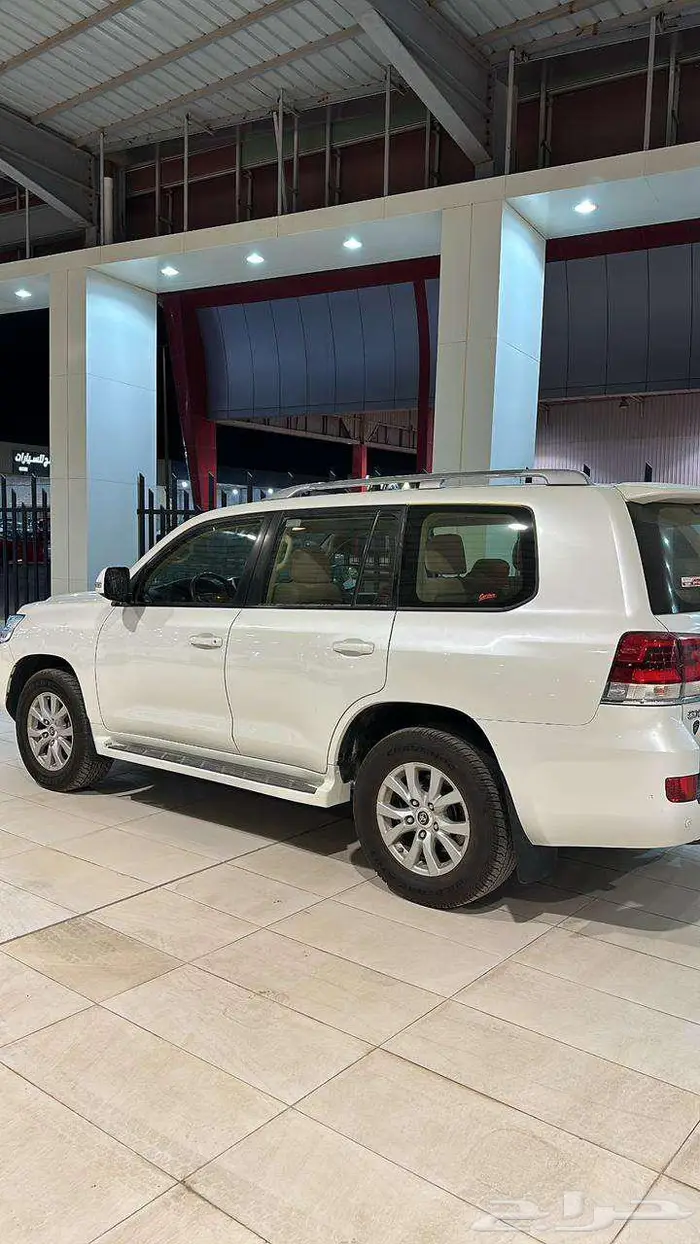 لاندكروزر جي اكس ار ديزل فل كامل 2021 8