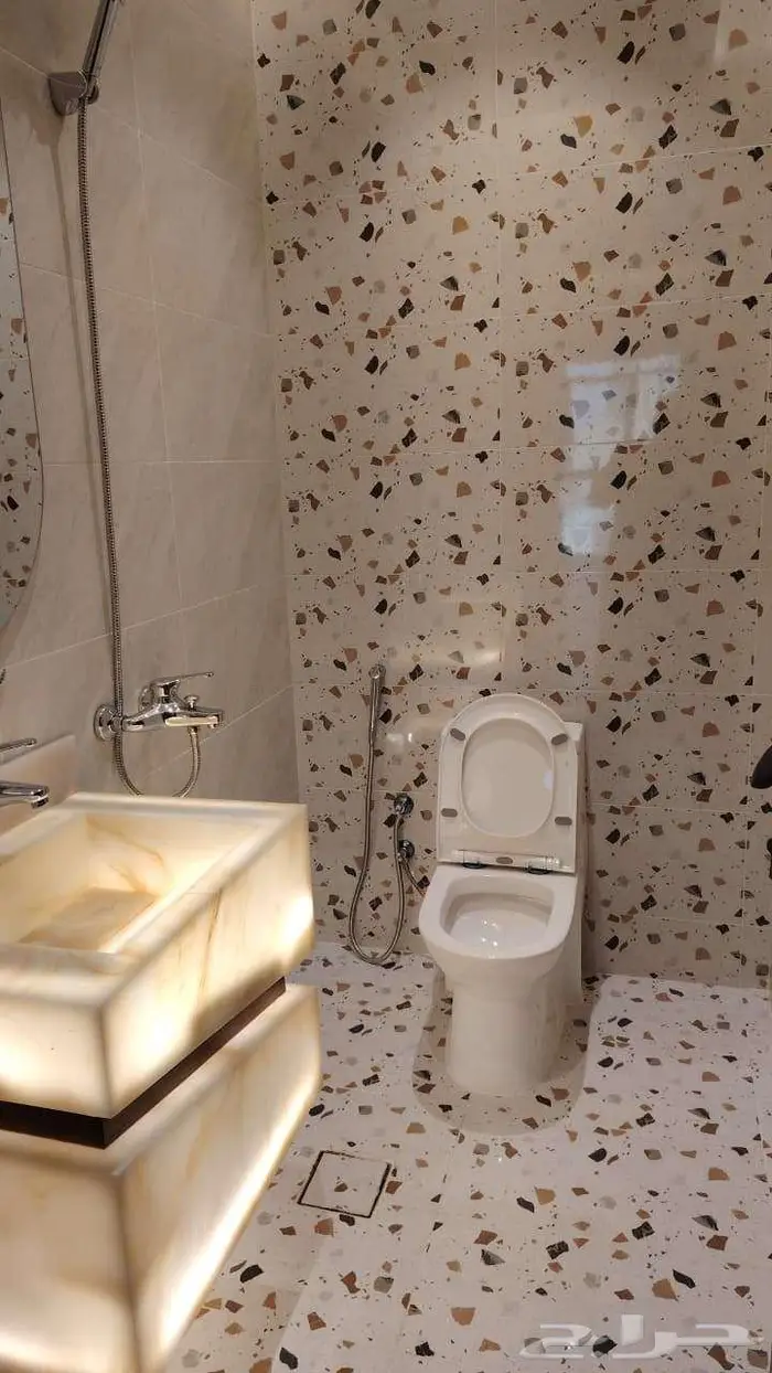 شقة للايجار جدة البوادي 5
