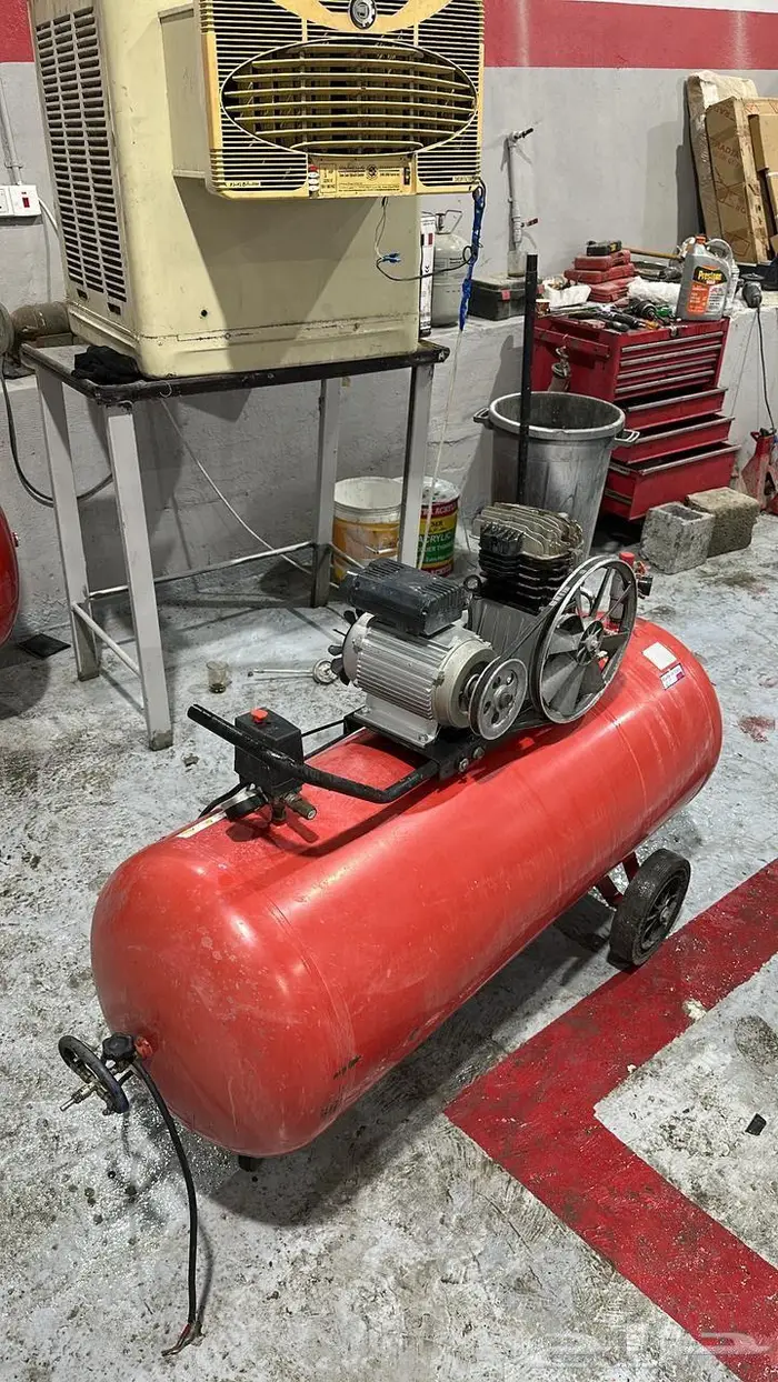 ماطور هوا 300 لتر ايطالي 2