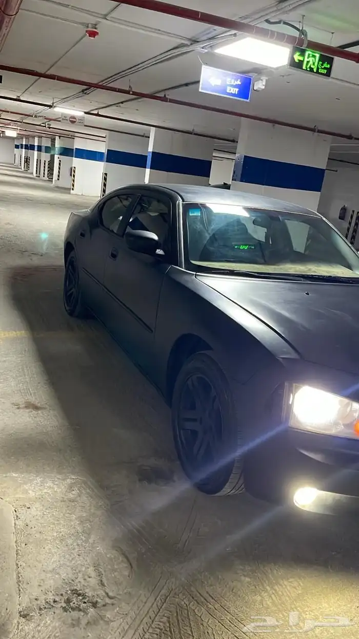 سيارة دودج v6 2006 2