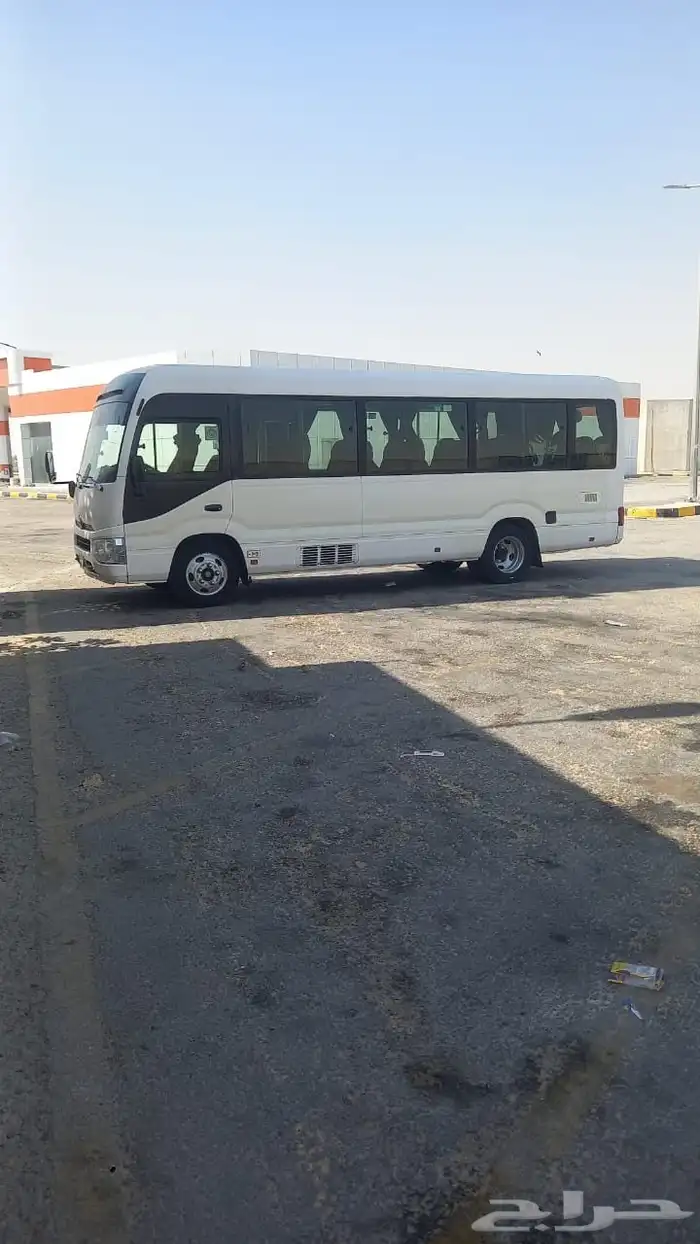 باص كوستر 2022 للايجار مع السائق في الجبيل 0