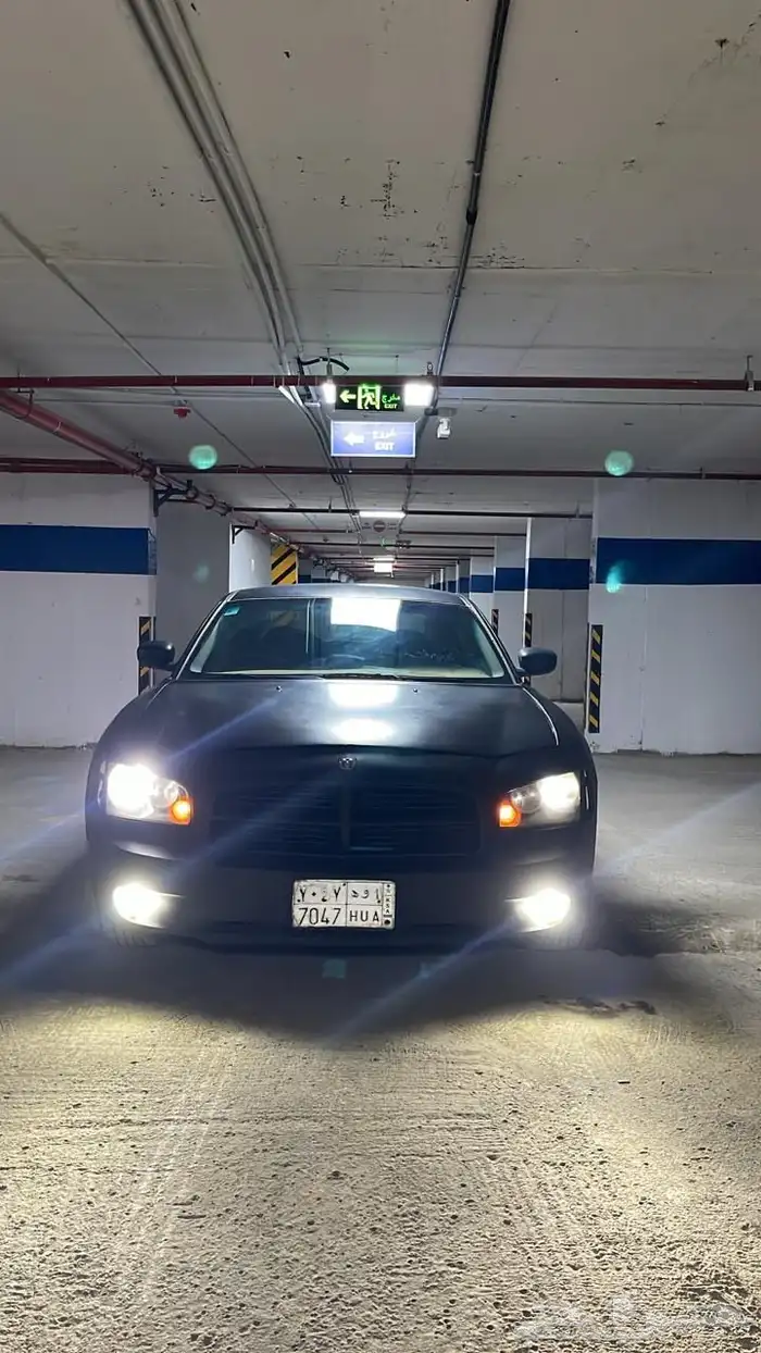 سيارة دودج v6 2006 1