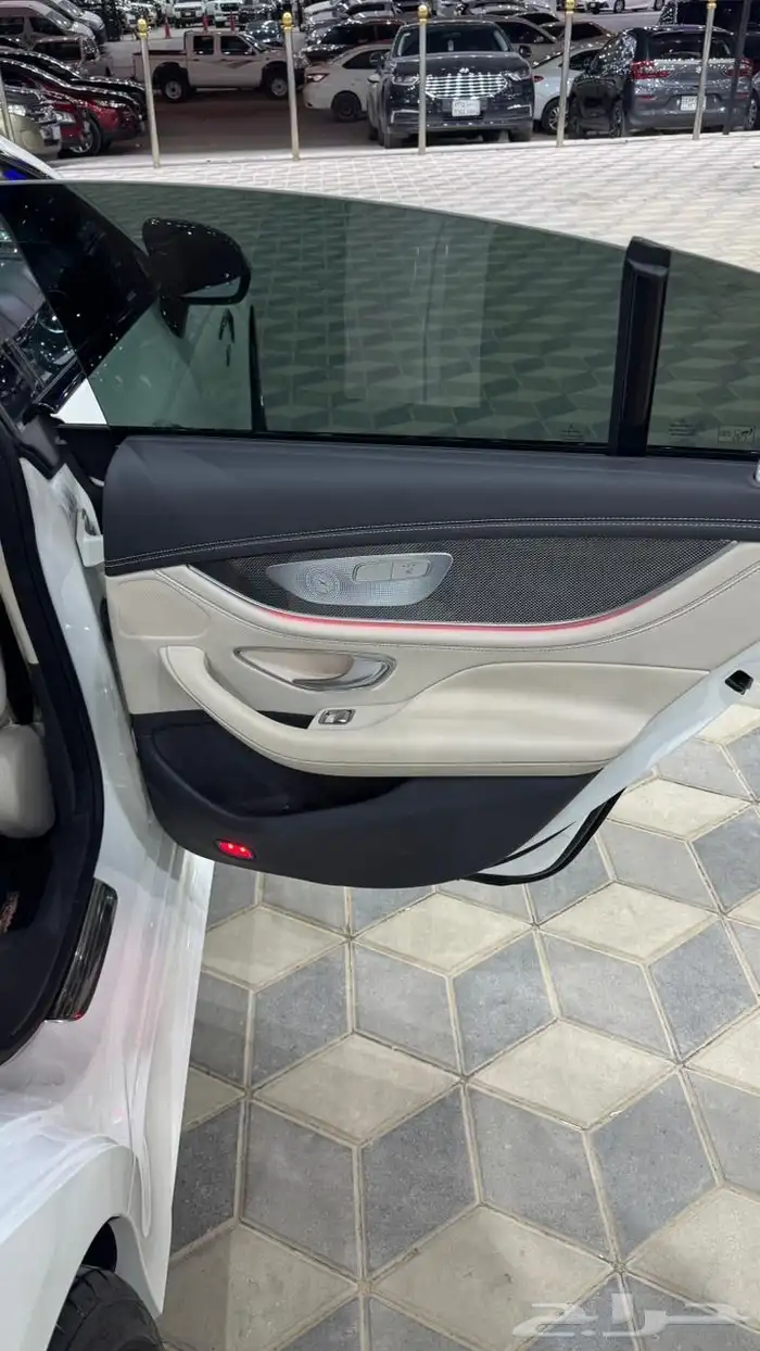 مرسيدس AMG CLS 53. 2019 13