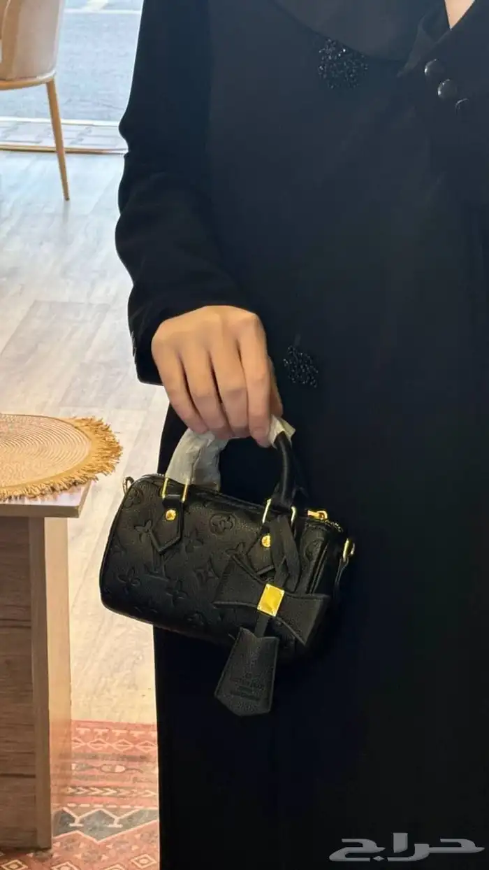 شنط و شوزات 0