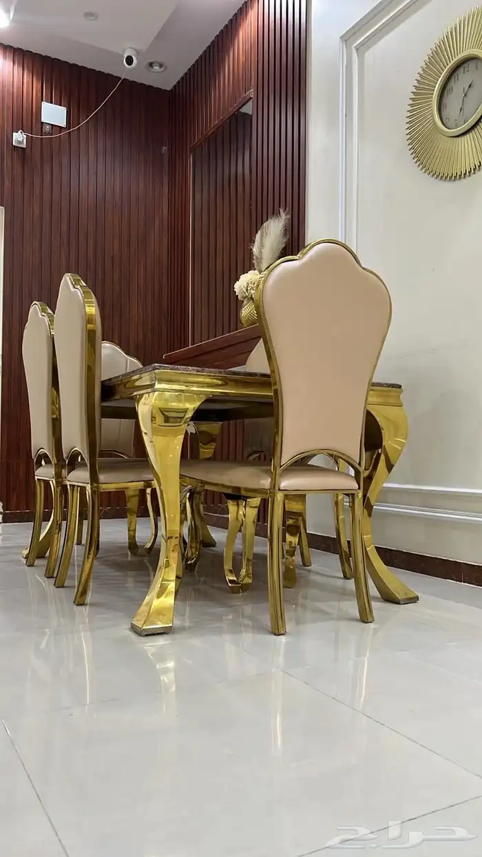 طاولة طعام فخمه 0
