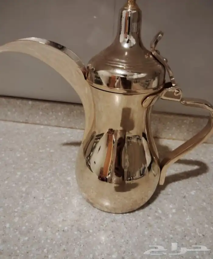 قهوجي وصبابين كراسي وطاولات دائريه زل ملكي دفايات 4