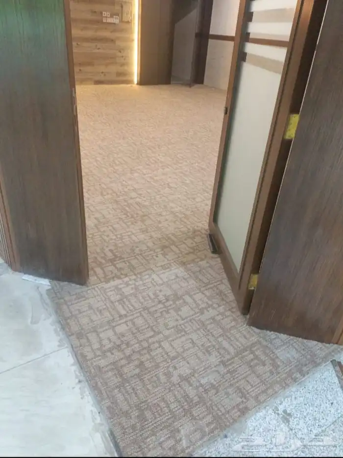 موكيت مكاتب وموكيت معارض وفينيل 60