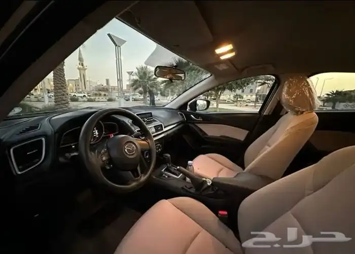 مازدا 3. 2015 1