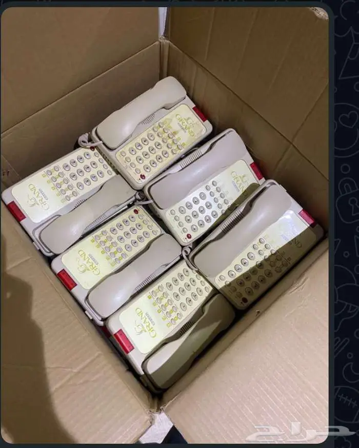 سنترالات وتليفونات مستعمله للفنادق وبروجكتوات 0