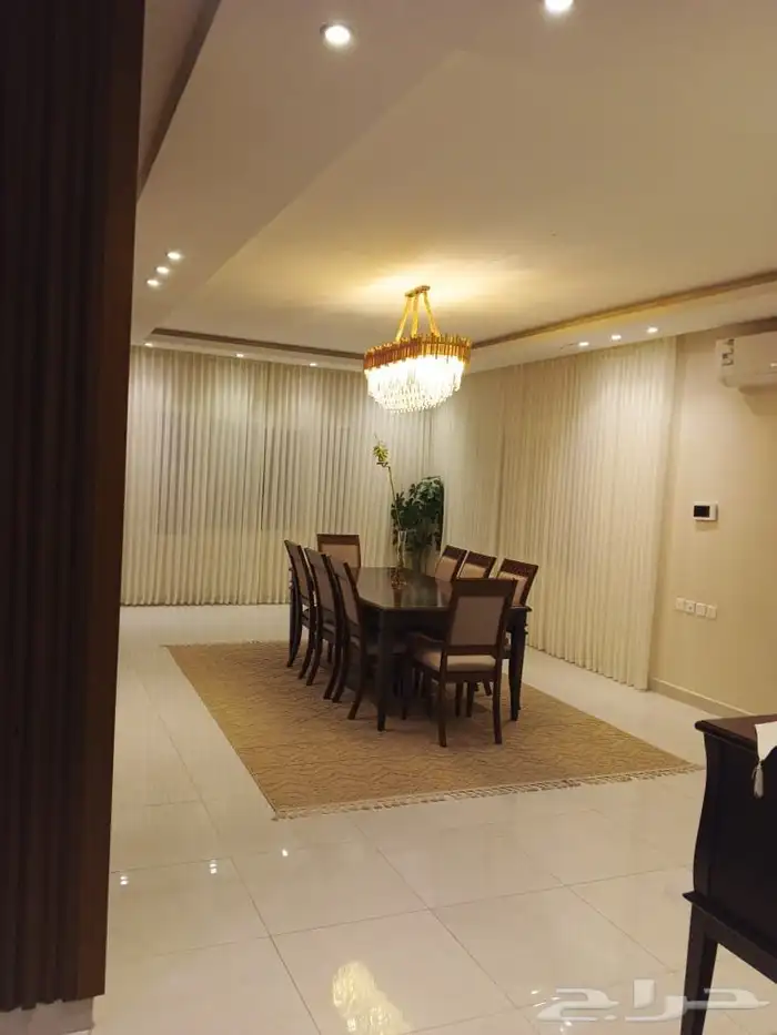 فيلا مميزة للبيع الامواج 455m 2