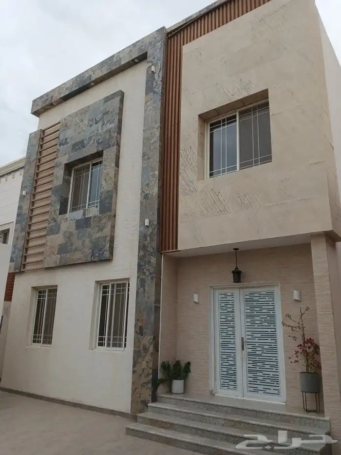 فيلا مميزة للبيع الامواج 455m 1