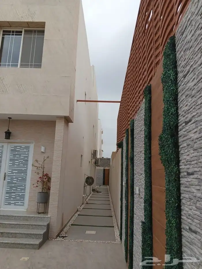 فيلا مميزة للبيع الامواج 455m 0