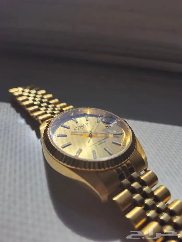 ساعة كاديزن بمكينة سيتيزن اليابانية 7