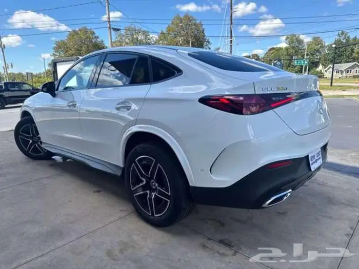 مرسيدس بنز GLC 300 2024 افضل الاسعار 2