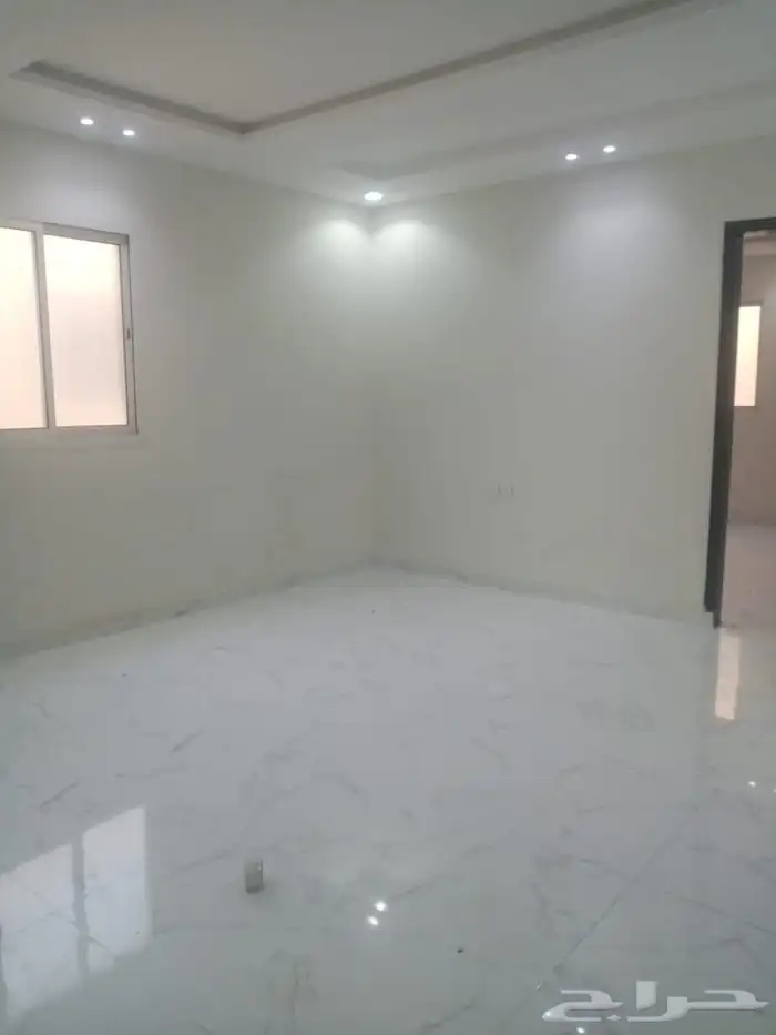 شقه للايجار 2500 1