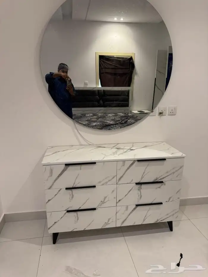 غرفة نوم كاملة  أثاث منزلي  سرير ودولاب وبطانيات 20