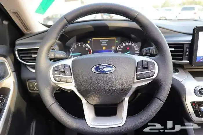 فورد اكسبلورر العائلية XLT بانوراما جلد 2023 5