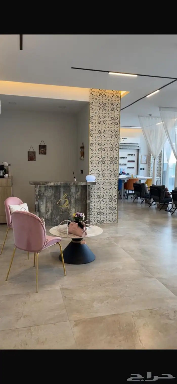 مشغل نسائي وسبا للتقبيل بحي الشاطئ الشرقي بالدمام 8