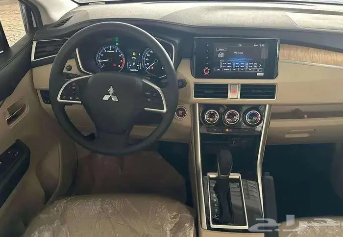 ميتسوبيشي اكسباندر فل 2025 7