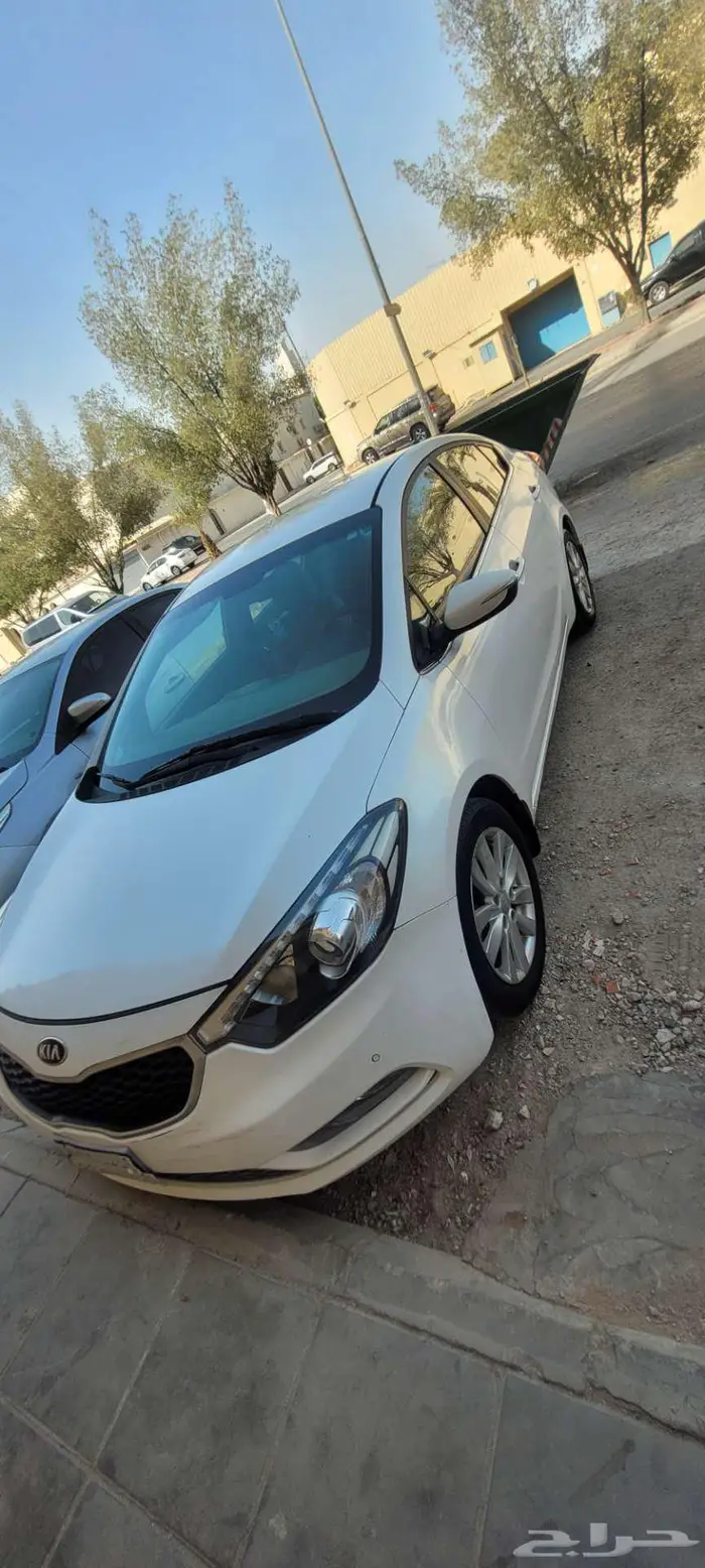 كيا سيراتو GLS 2015 18