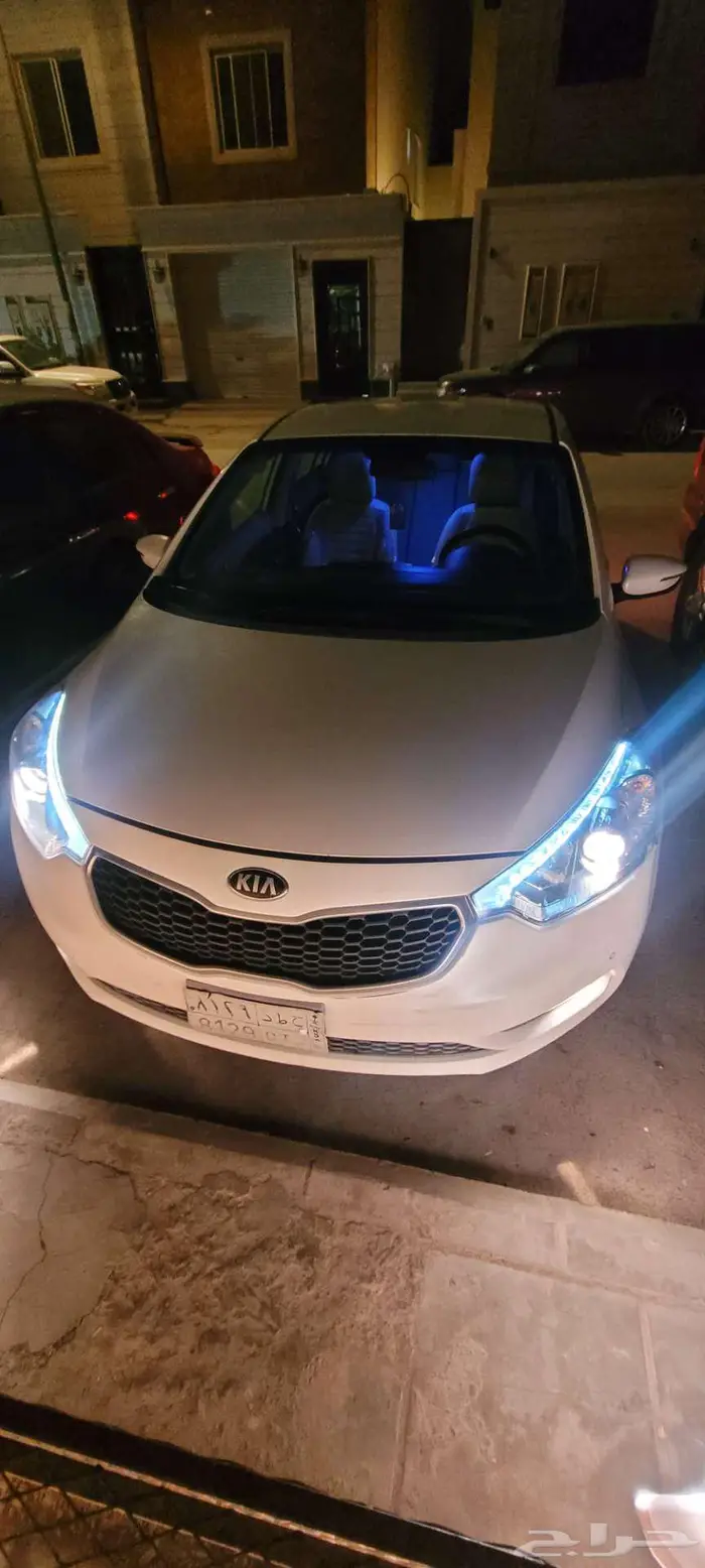كيا سيراتو GLS 2015 1