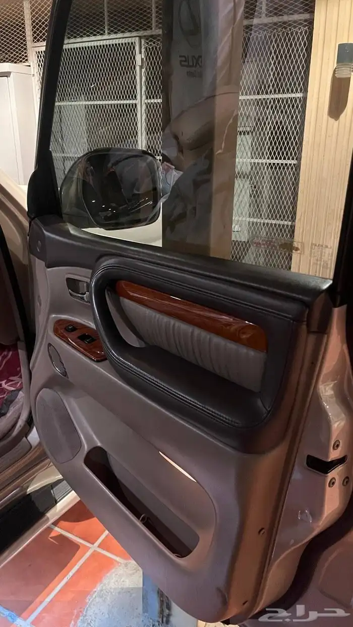جيب لكزس 2006 LX470 2