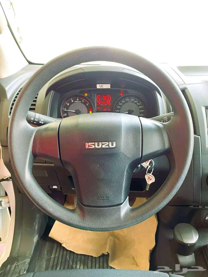 ايسوزو ديماكس جوانب 2025محرك 1900 CC 150حصان 6