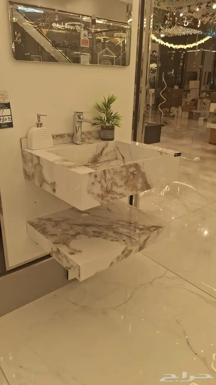 السباكه فن معلق عادي سباك 1