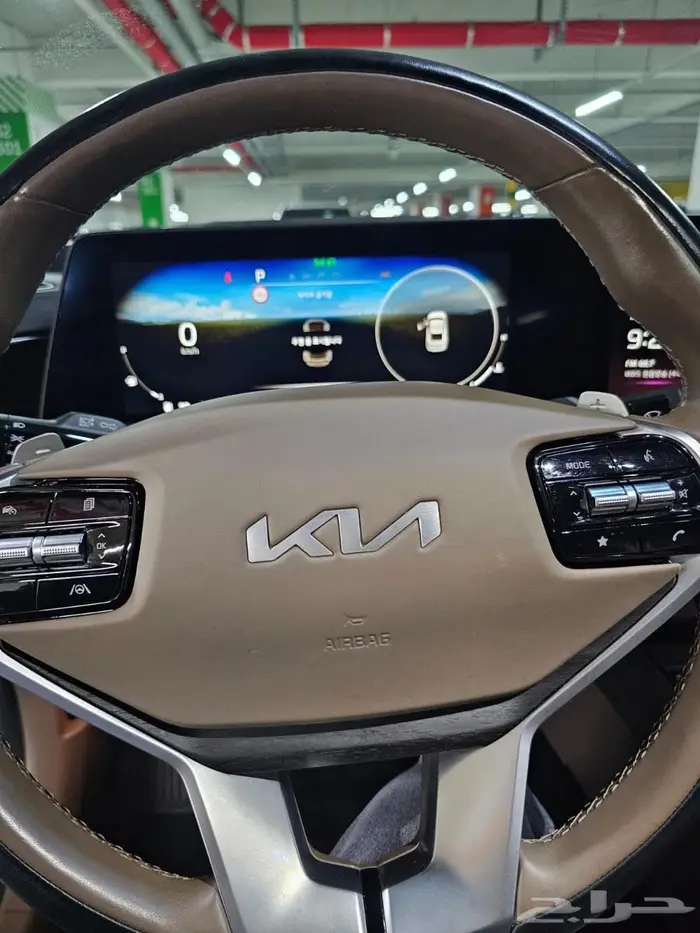 K8 (بنزين) 2023 بلاتينيوم 9