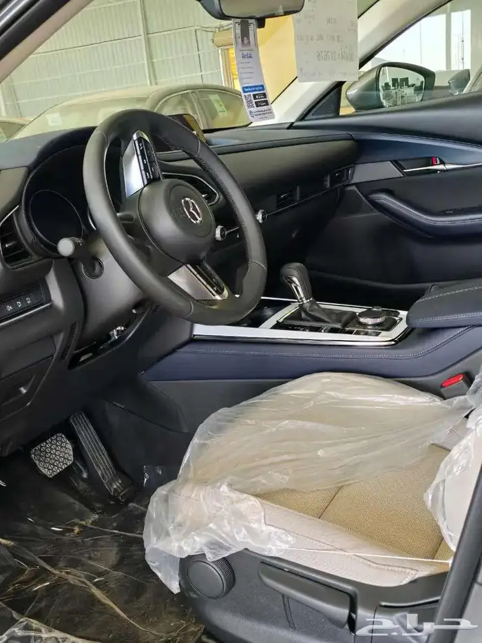 مازدا CX30 نص فل فتحة سقف سعودي موديل 2026 5