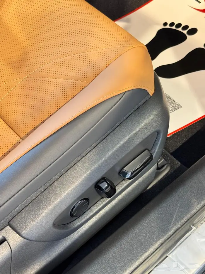 لكزس ES350DD فل كامل بنزين 2025 سعودي وخليجي 25