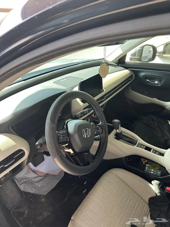 هوندا زد ار في 2025 نص فل 5