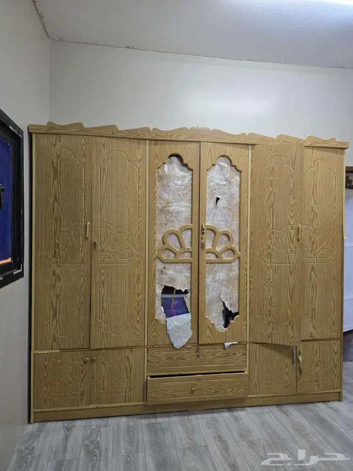 غرفة نوم للبيع خشب طبيعي 1