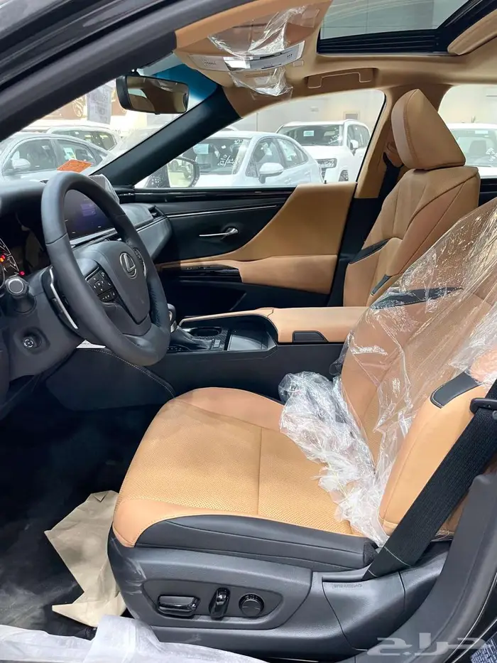 لكزس ES 250 AA بنزين ستاندر سعودي 2025 ابيض - ايود - رمادي 25