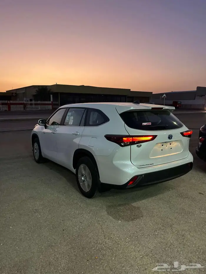 تويوتا هايلاندر GLE كاش و تمويل 2025 2