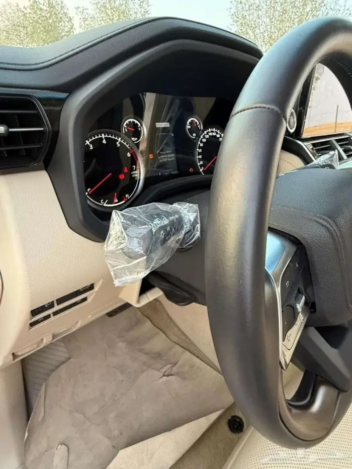 لاندكروزر 2023 GXR 4 مخزن للبيع 1800 كيلو فقط 8