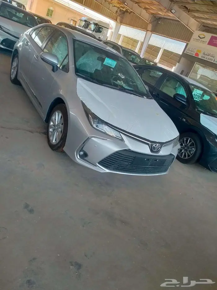 تويوتا كورولا XLI 2.0 مطور بنزين 2025 3