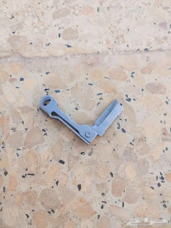 سلسلة ميدالية سكين صغيرة طي برأس مربع 1