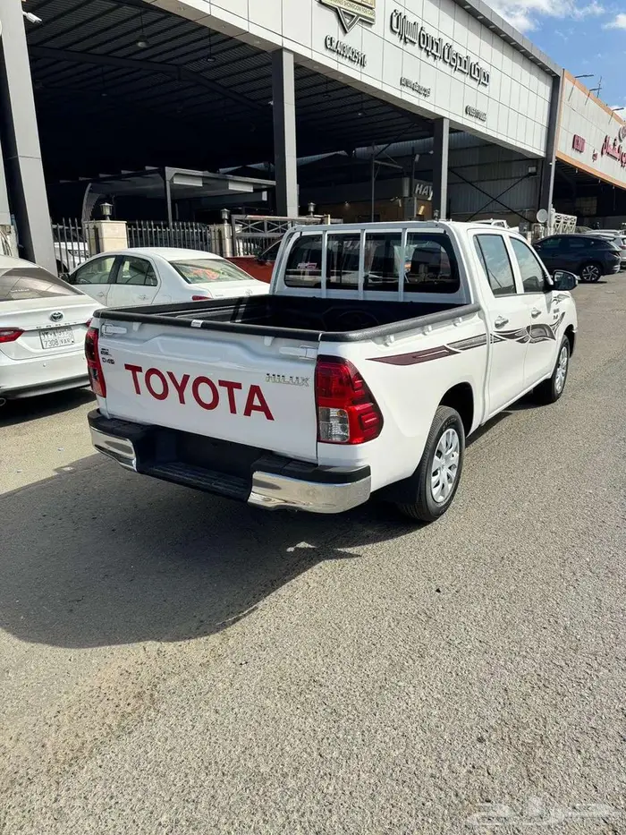 تويوتا هايلكس غمارتين 2400 cc ديزل موديل 2025 8