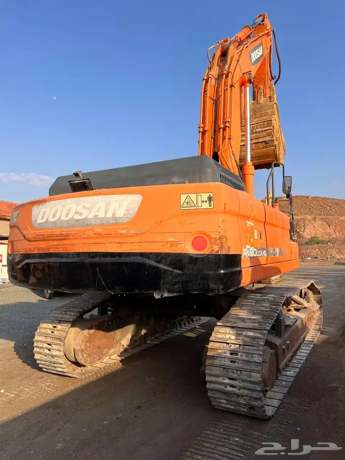 بوكلين دوسان 480 موديل 2015 معرض رواد المعدات 1