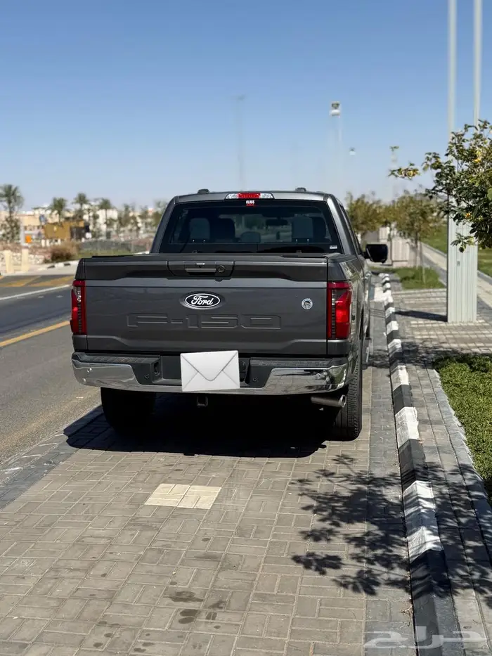 فورد اف 150 xlt موديل 2024 4