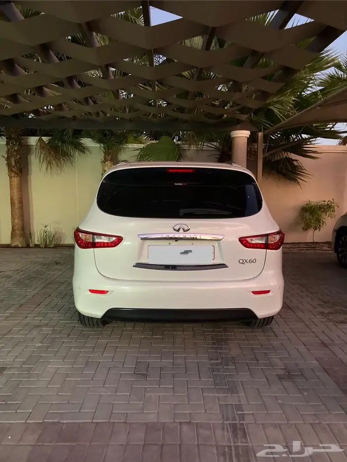 انفينيتي QX60 نظيف مخزن للمستخدم 1