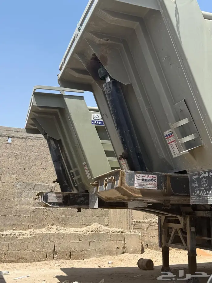 للبيع خمس صناديق قلاب قلابات استعمال خفيف 2