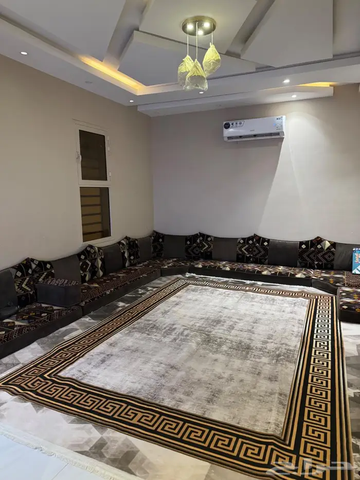 مجلس عربي ارضي نظيف( تم البيع ) 0