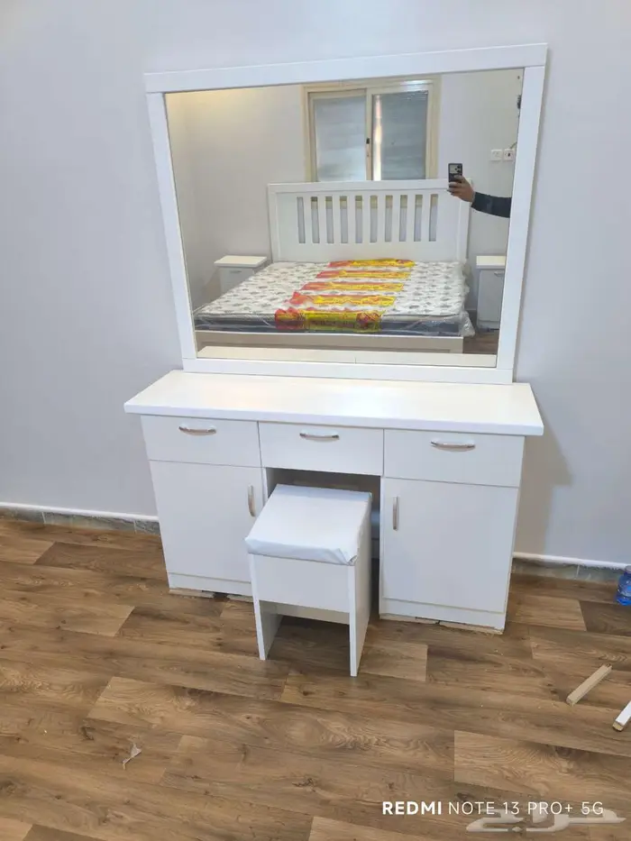 غرف نوم جديده جاهزه للبيع بسعر المصنع 18