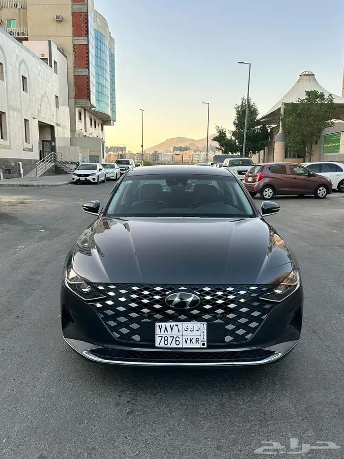 ازيرا 2020 نظيفة جدا 0