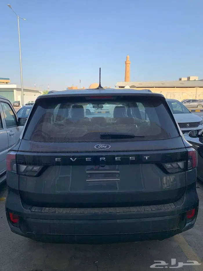 فورد افرست XLS 2025 4