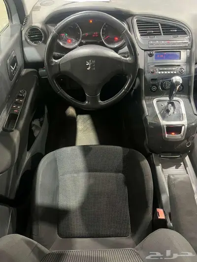 بيجو 5008 موديل 2013 عائليه index