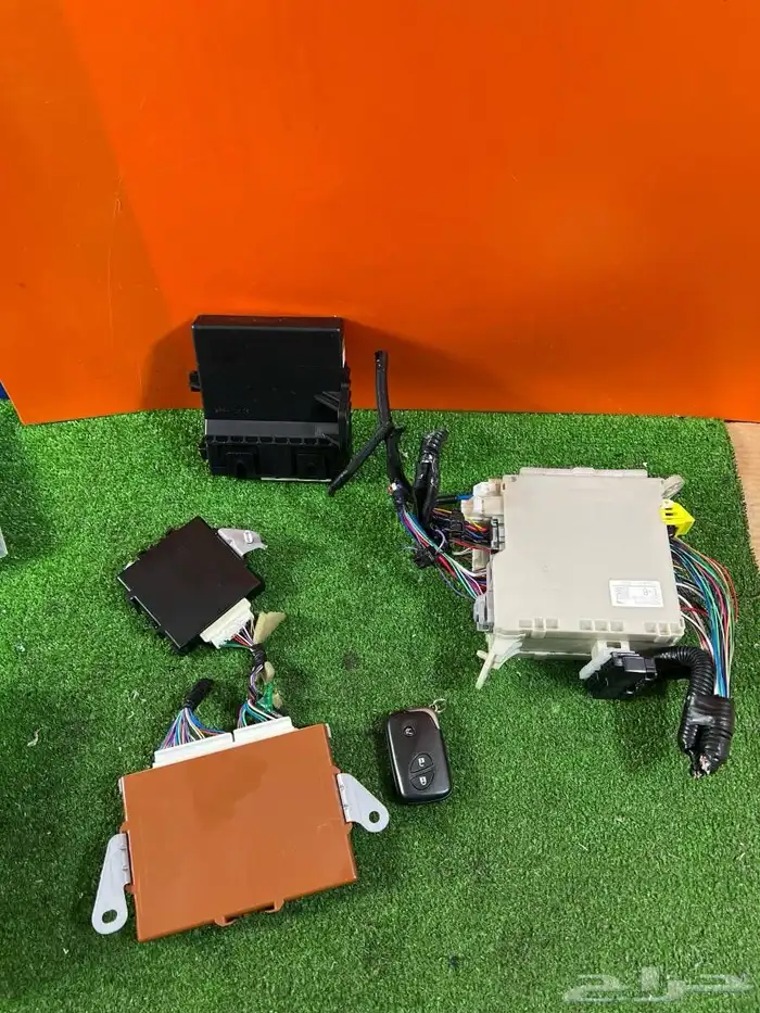 علبة فيوز وكمبيوتر المفتاح LS460 0